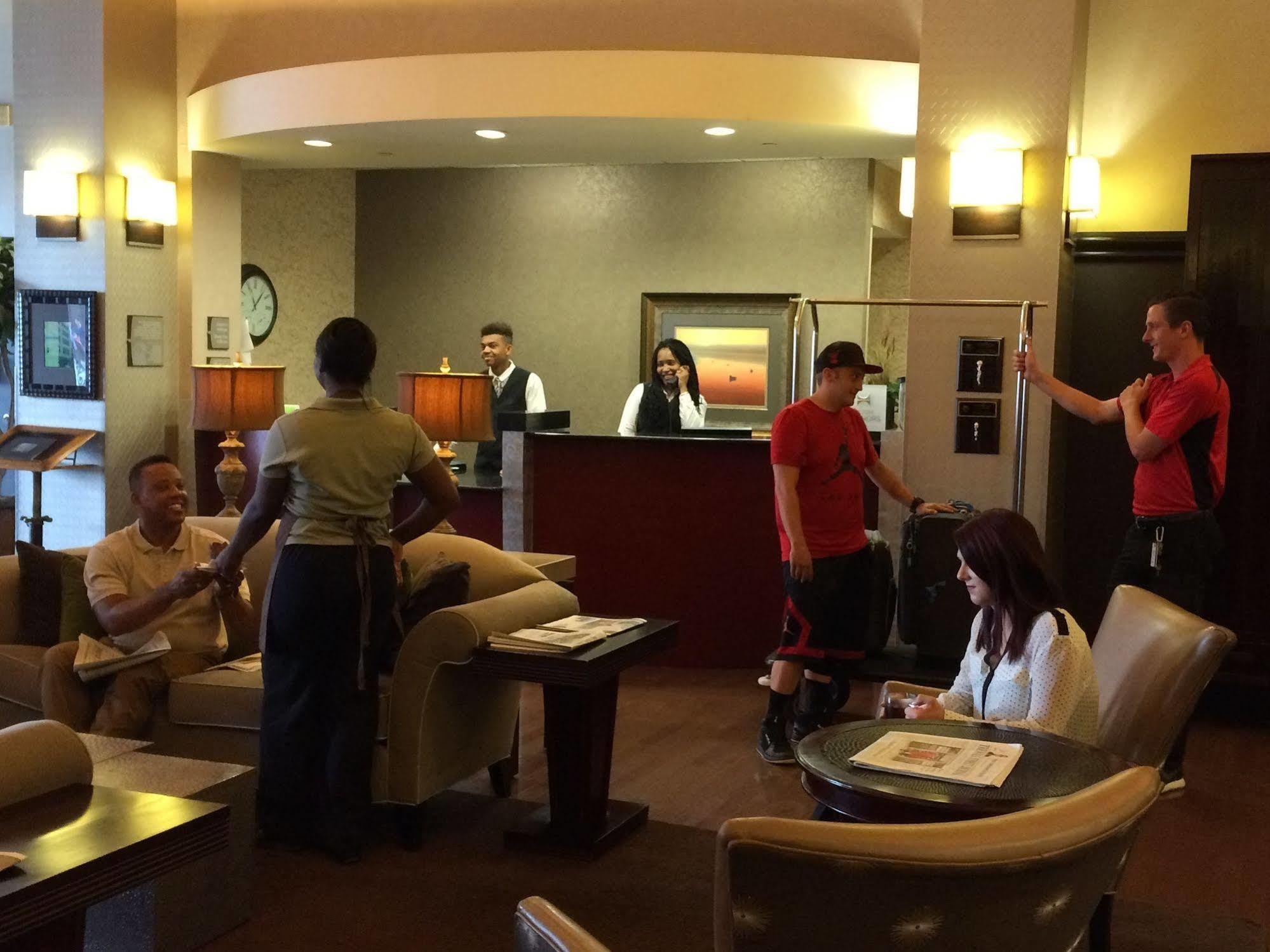 Homewood Suites By Hilton Indianapolis Downtown Zewnętrze zdjęcie